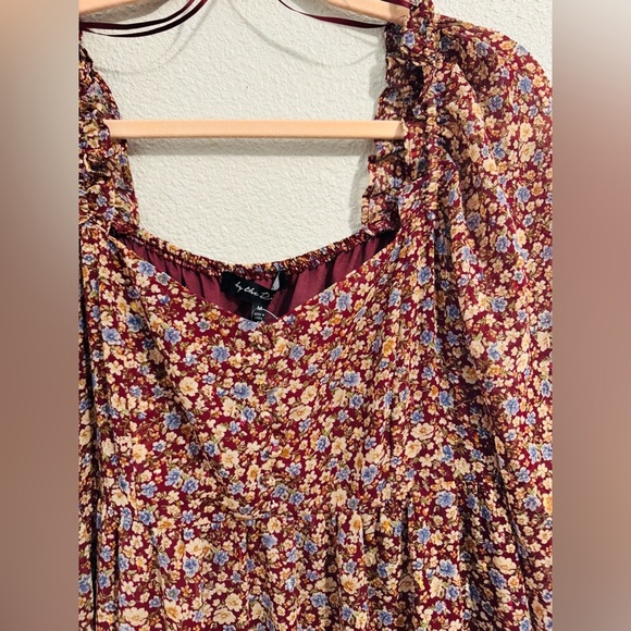 By The River Floral‎ Burgundy Ruffle Accent Midi Dress Size Medium - Picture 7 of 12